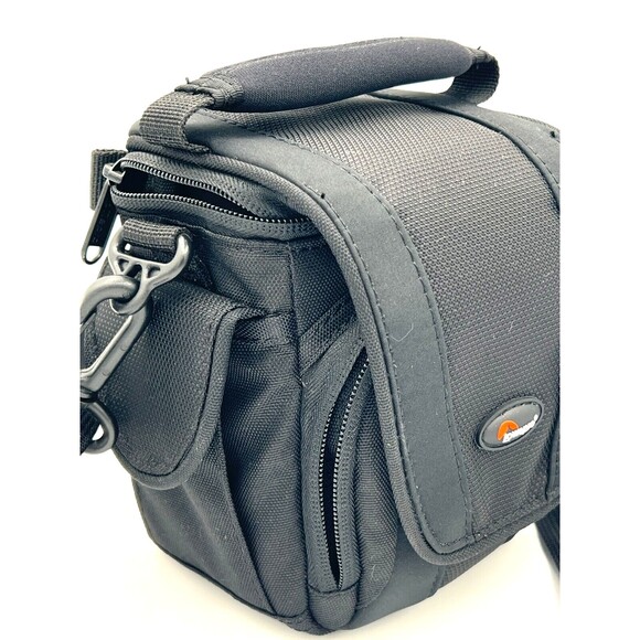 LowePro Edit 100 Camera Camcorder Soft Bag Black Multi Pocket Comfort Grab Handl - Picture 11 of 16